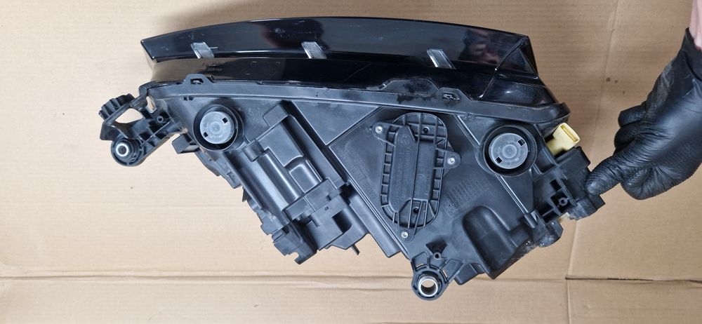 Lampa lewa skoda scala full led