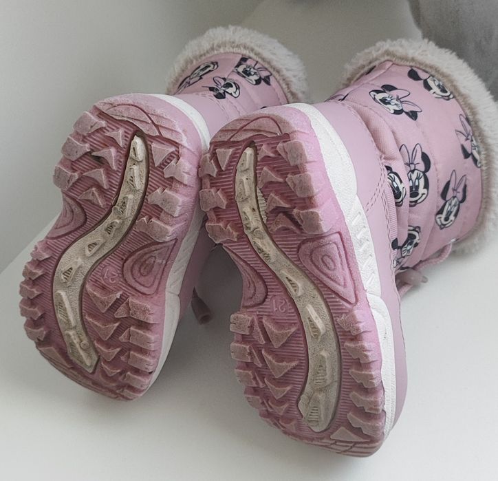 Śniegowce Sinsay r.21 (wg mnie 22) ocieplone futerkiem