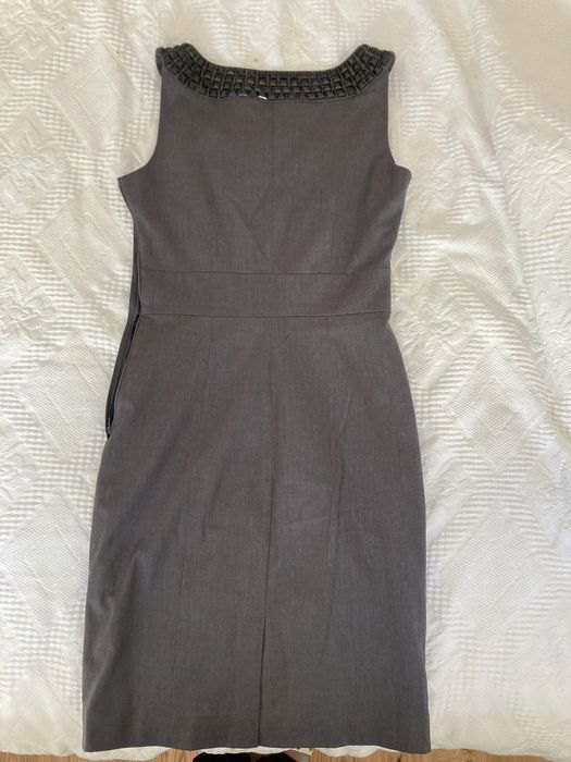 Olowkowa grafitowa sukienka HM 36 S ozdobne kamienie