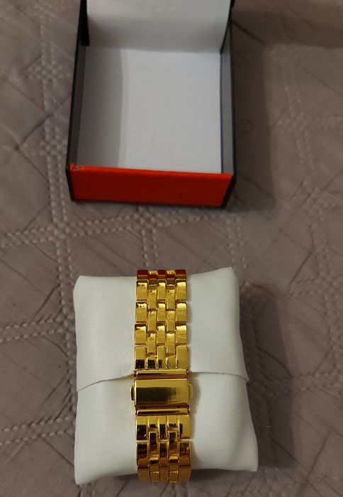 Zegarek firmy Geneva