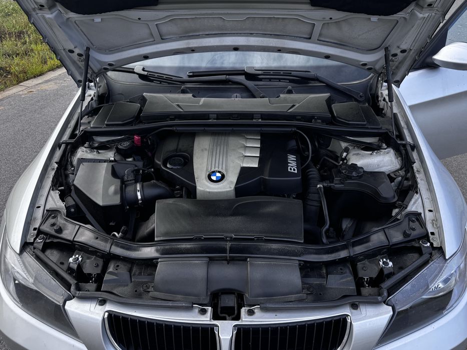 Vendo Bmw E91 320D