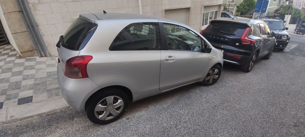 Toyota Yaris comercial