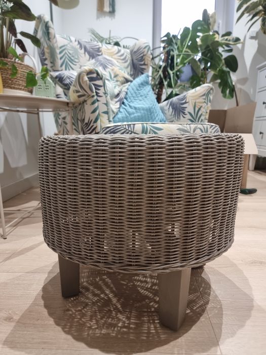 Podnóżek puf wiklinowy ikea szary stołek