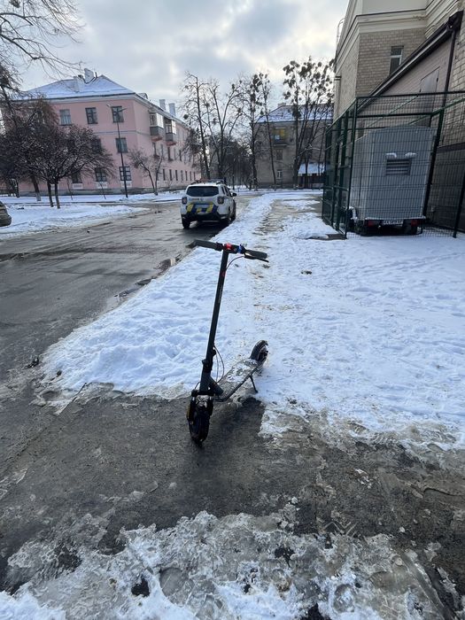 Електро самокат куго м 365 про мах