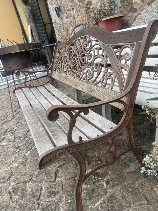 Banco de jardim. Vintage