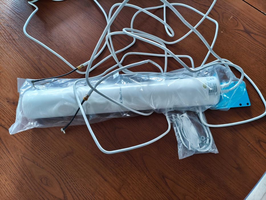 Antena LTE/5G QOLTEC 57034 Zewnętrzna, Dookólna, Nowa, SMA + Przejściówki TS9