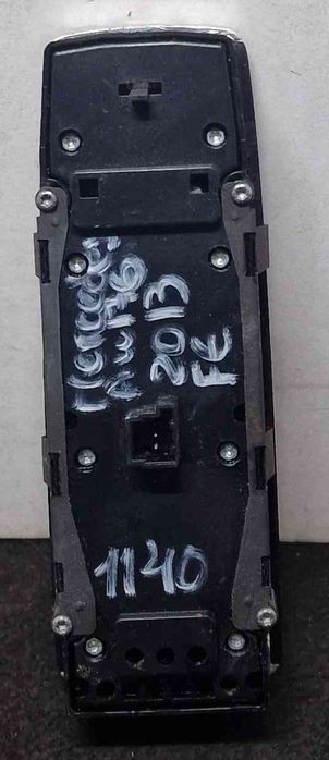 Comando / Botão / Interruptor Vidros Frente Esquerdo A1669054400 - MERCEDES-BENZ A-CLASS