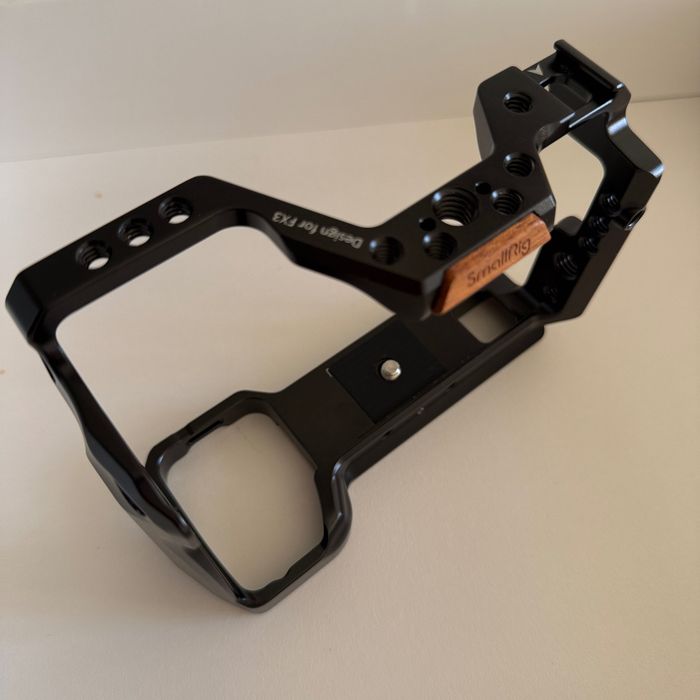 FX3 cage e wooden handle com Arri Rosette
