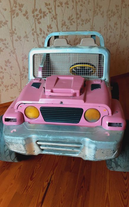 Детский электромобиль джип Peg-Perego