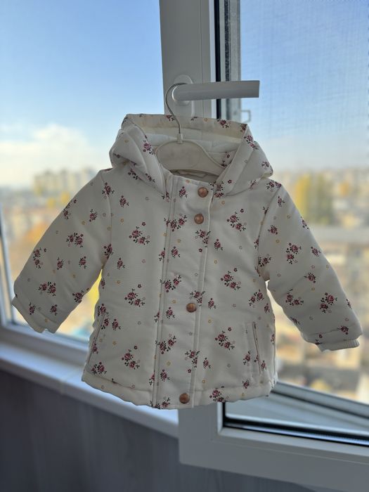 Детская куртка на девочку 3-6 месяцев