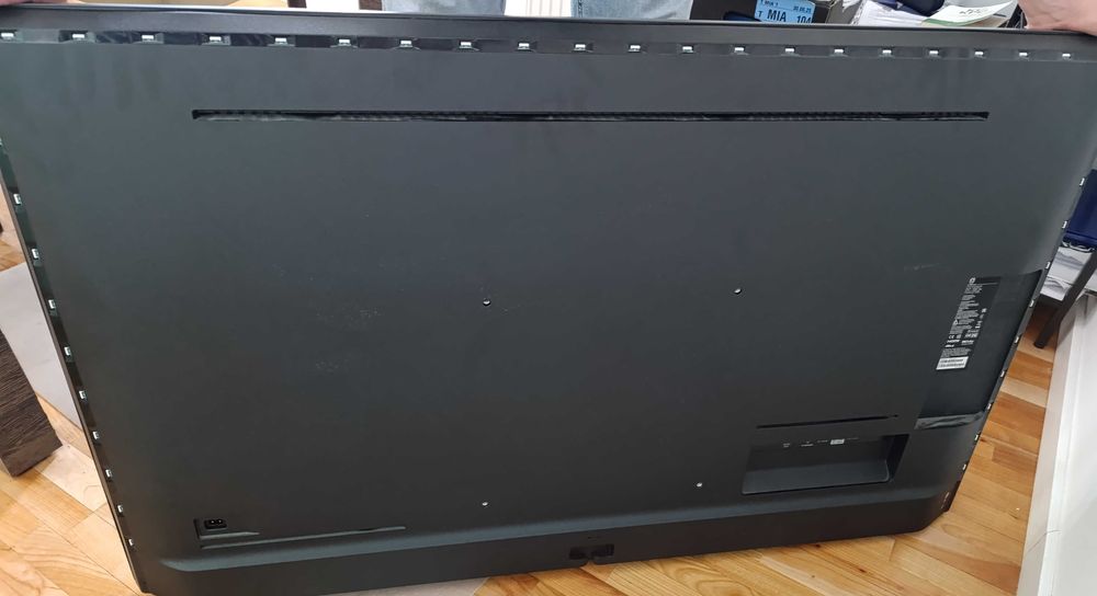 Syndyk sprzeda telewizor Philips 55 cali 55PML9008/12
