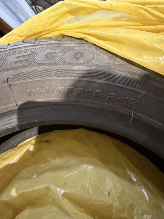Opony letnie Bridgestone 175/65 R15