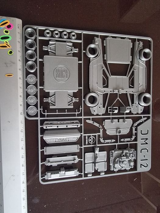 Delorean model kit