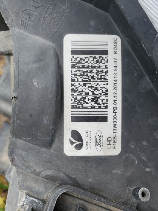 Фара передня ліва Ford Focus 3 F1EB13W030PB