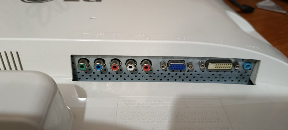 Монітор LG Flatron W2363V-WF