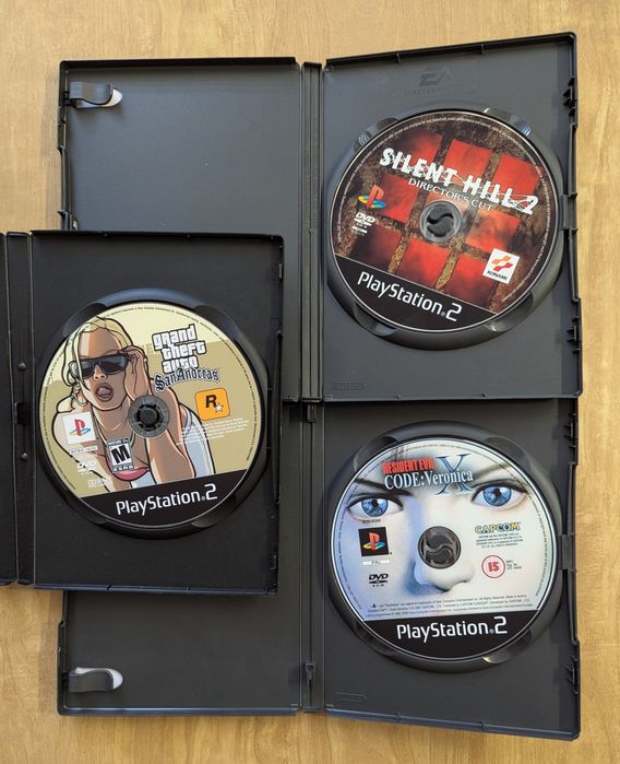 PlayStation 2 Slim + 3 gry