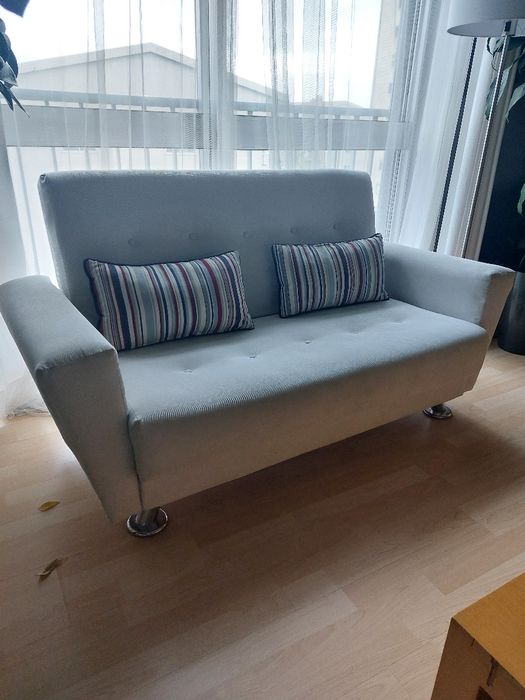 Sofa branco em tecido