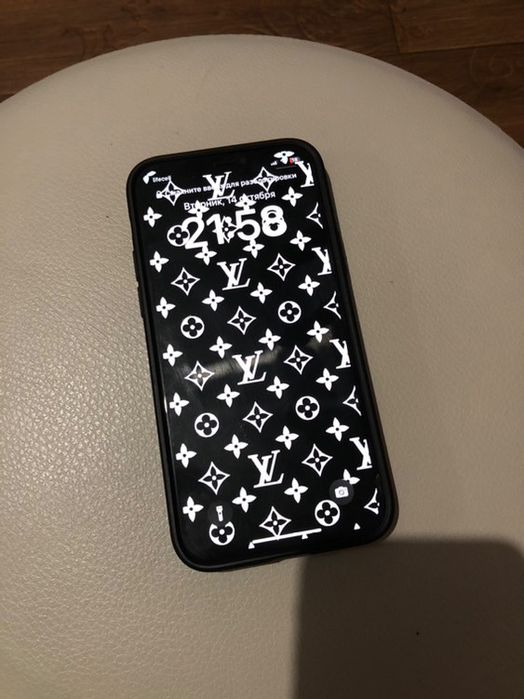 Продаю iPhone 12 pro