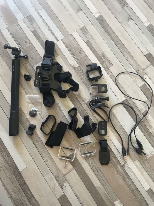 gopro hero 7 black 1 bateria karta sd + duzo akcesoriow