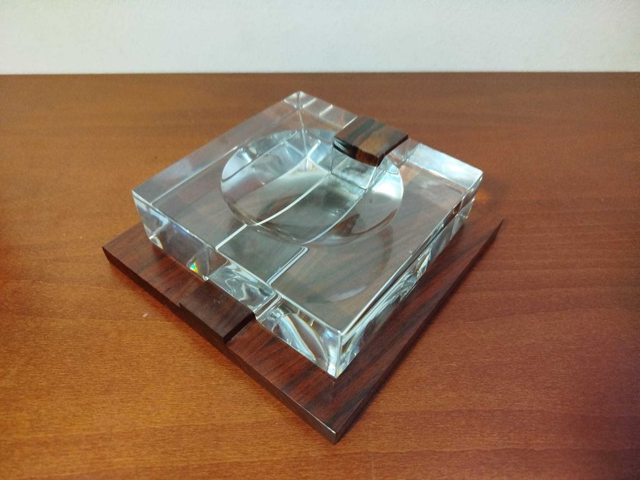 Cinzeiro Atlantis com base em Madeira - como novo