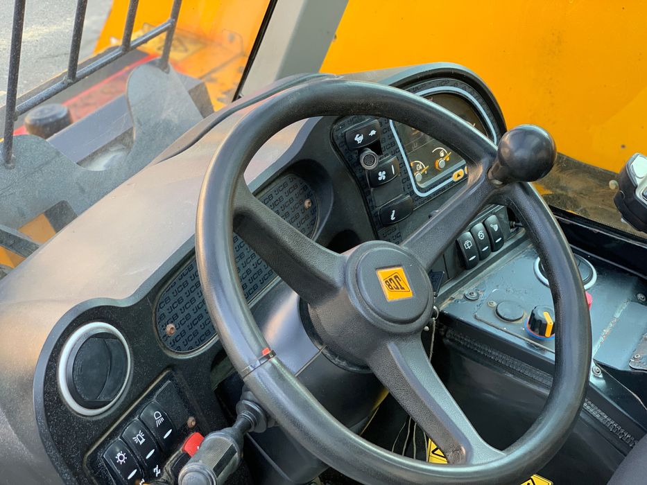 Телескопічний навантажувач JCB 525-60 Телескопический погрузчик 2,5т