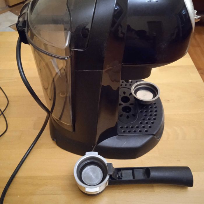 DeLonghi Ekspres do kawy