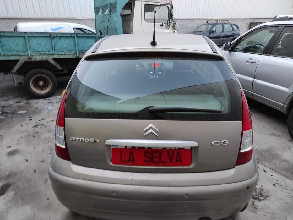 Chapeleira Da Mala Citroen C3