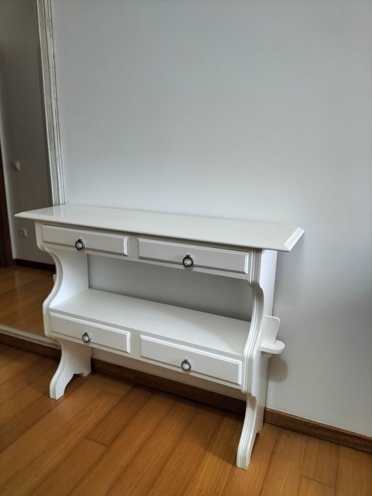 Aparador/consola branca