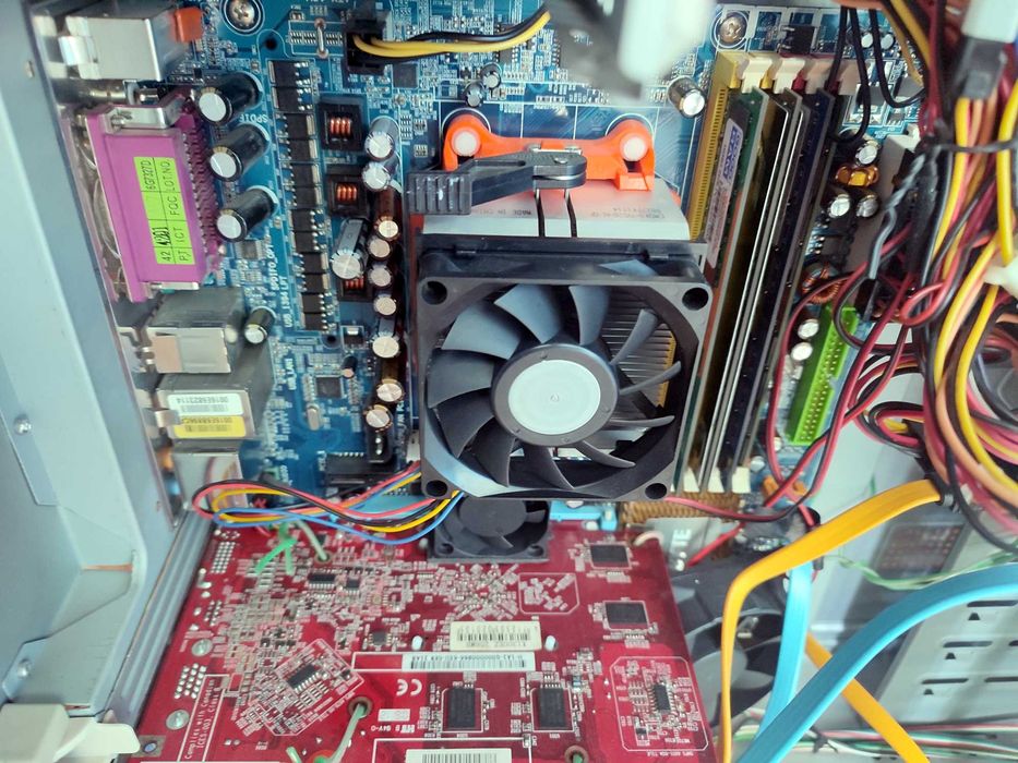 AMD PhenomII X4 955 3,2 GHz/6 Gb/256 Mb/SSD 120Gb/HDD 160Gb/Windows 10