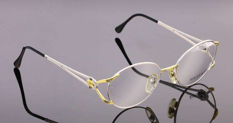 ÓCULOS - Marca DESERT, Made in Italy, NOVOS