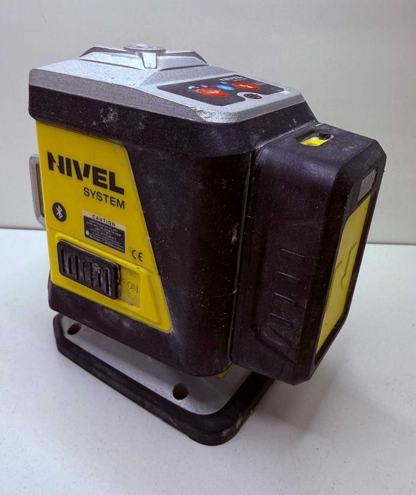 Laser krzyżowy Nivel System CL3R – z czerwoną wiązką