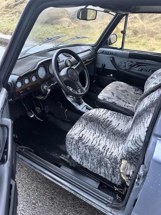 Ваз 2106 сірого кольору 1991 року, жигуль шістка