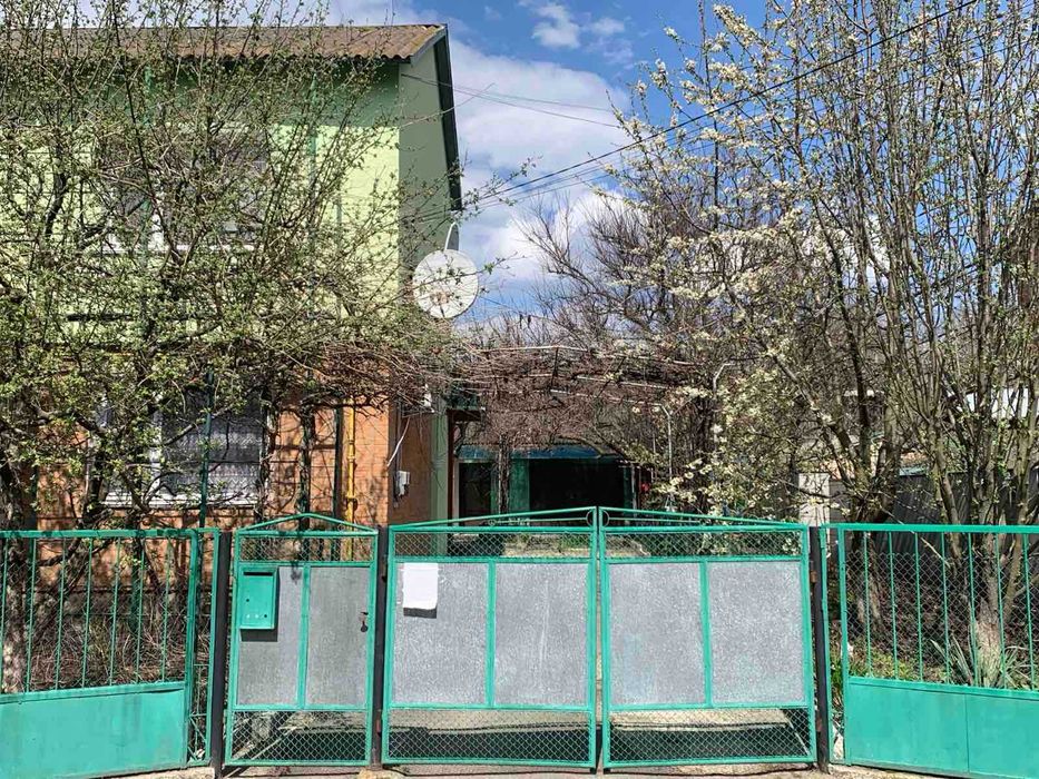 Продам велику 2 кімн. квартиру з ремонтом в місті Христинівка