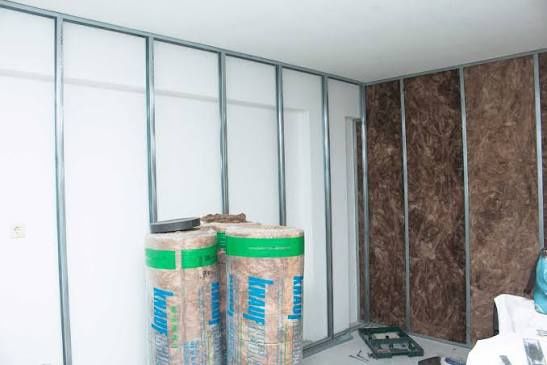 Serviços de pladur,  Remodelação e divisórias - Instalações de portas