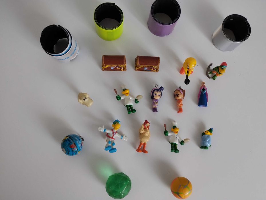 zestaw mini figurek+ odblaski