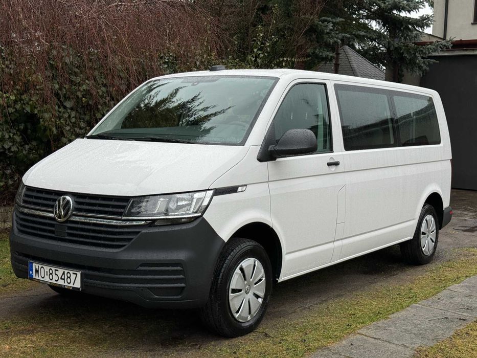 Wynajem BUS 7 9 miejsc wypożyczalnia brygadówka crafter master doka