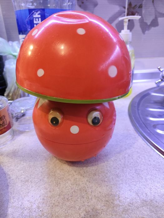 Грибок неваляшка СССР