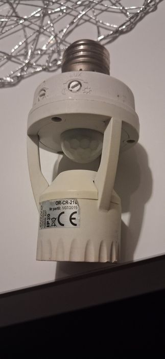 Czujnik ruchu ORNO OR-CR-210 E27 – sprawny, do żarówki, 230V