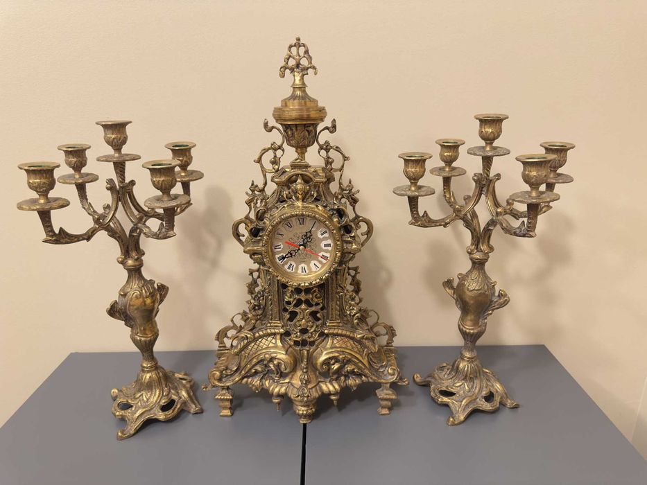 Бронзовий вінтажний годинник камінний з канделябрами часы каминные