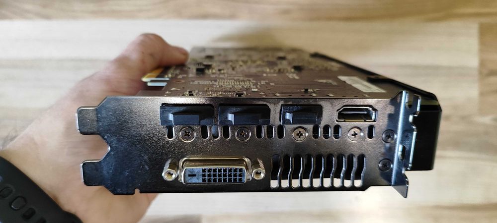 Відеокарта ASUS AMD Radeon RX 580 8Gb Dual OC , 256 bit PCI-E 3.0 x16