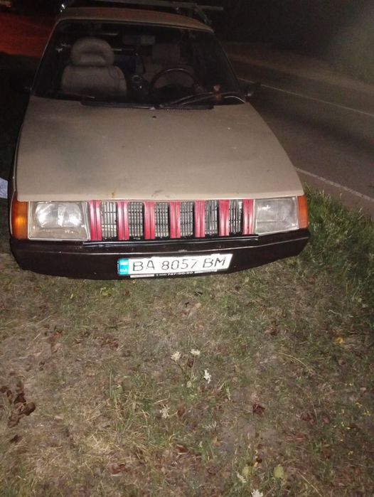 Продам Таврию газ реально РЕАЛЬНОМУ ПОКУПАТЕЛЮ ХОРОШИЙ ТОРГ!бензин.по техпаспорту