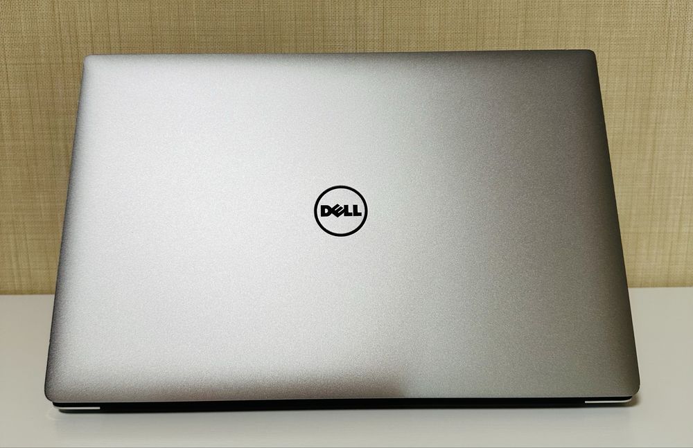 Ноутбук Dell 5510 • NVidia Quadro M1000M 2ГБ • i7-6820HQ • 16ГБ •256ГБ