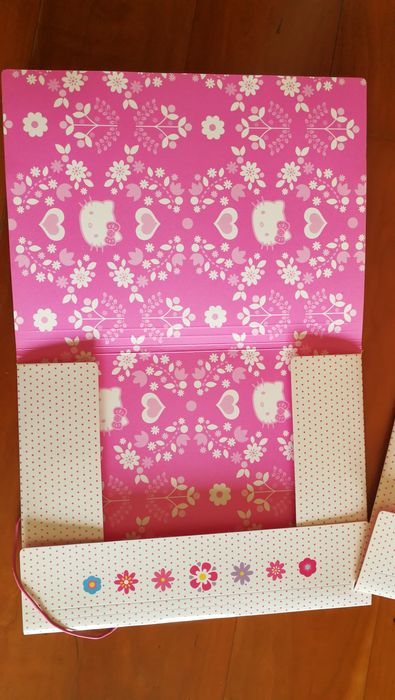 IMPECÁVEL Material papelaria/escolar  Hello Kitty Dossier Capas Estojo