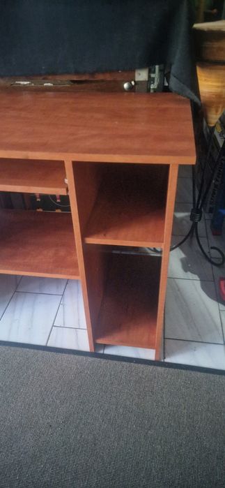 Secretária para Estudar Computador...