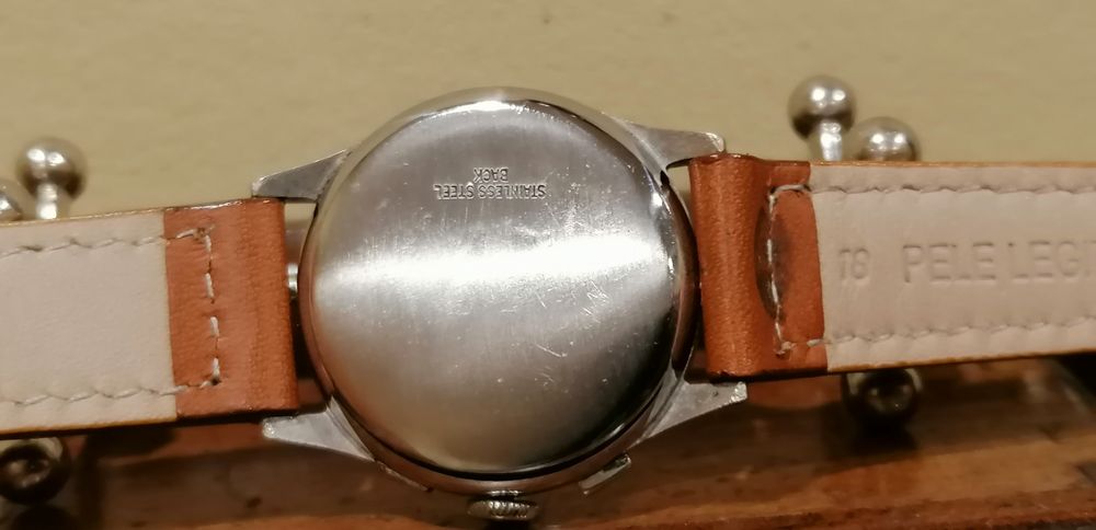 Relógio antigo cervine cronografo