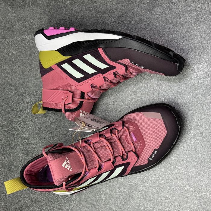 Термо черевики кросівки НЕ ПРОМОКАЮТЬ адідас Adidas Gore tex GY6146