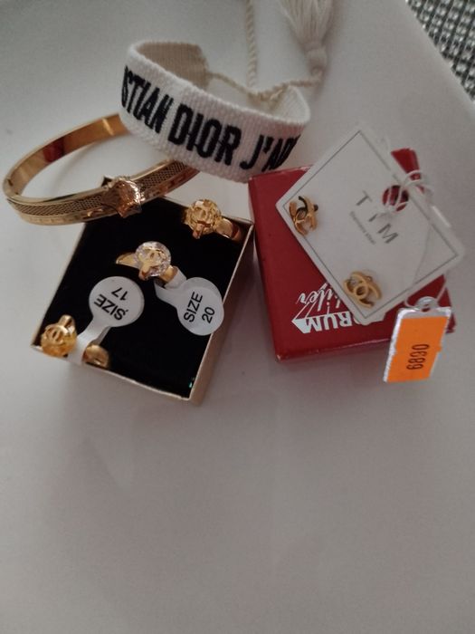 Biżuteria ze stali chirurgicznej