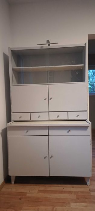 Sprzedam kredens