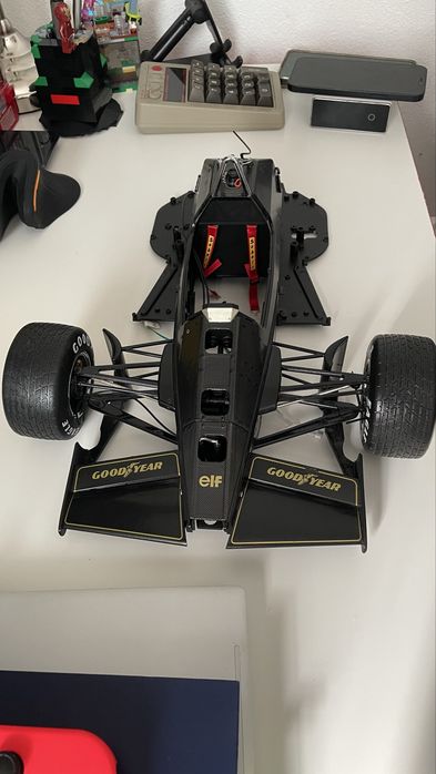 tulo Lotus Renault 97T Ayrton Senna 1:8 DeAgostini