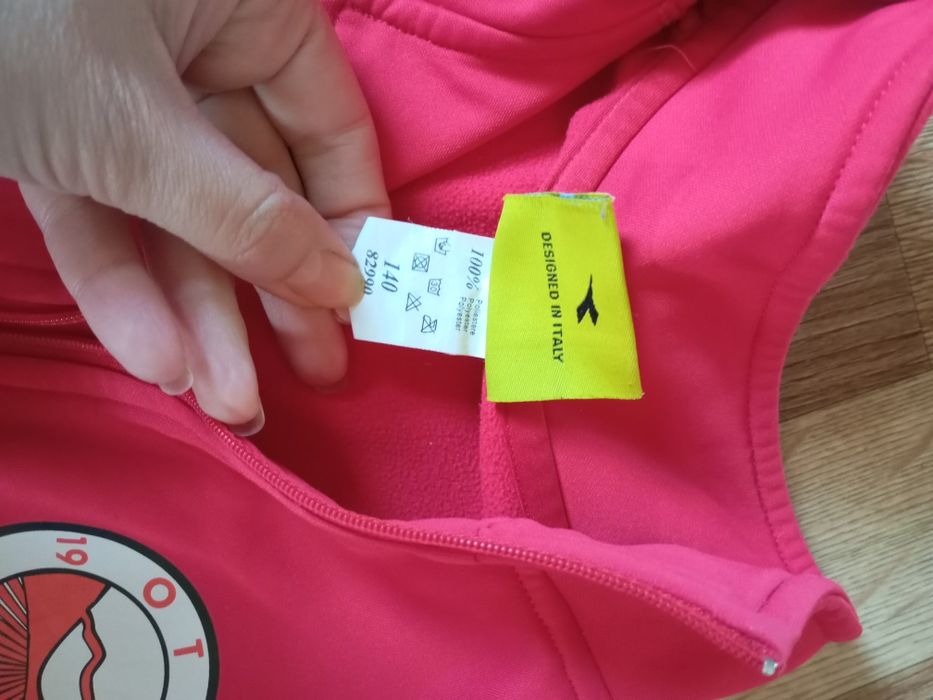 Фірмова футбольна кофта Diadora